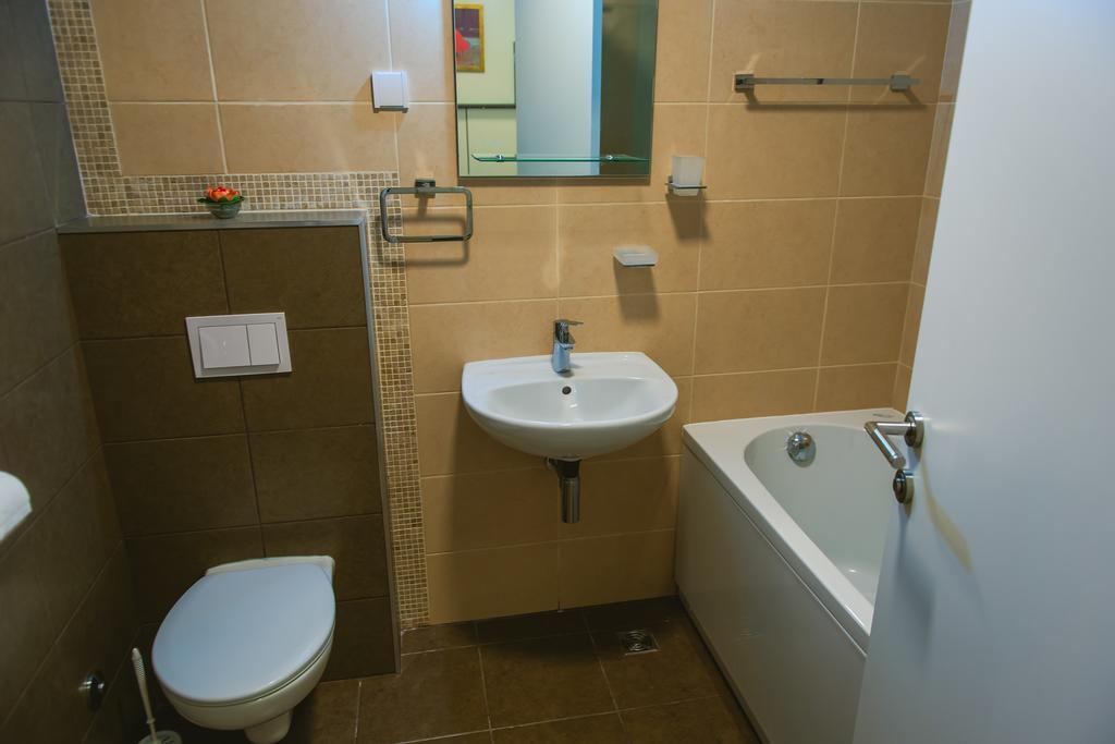 Maja Apartment Belgrado Esterno foto